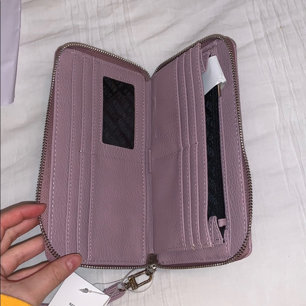 COPY - Wallet - Picture 3 of 3